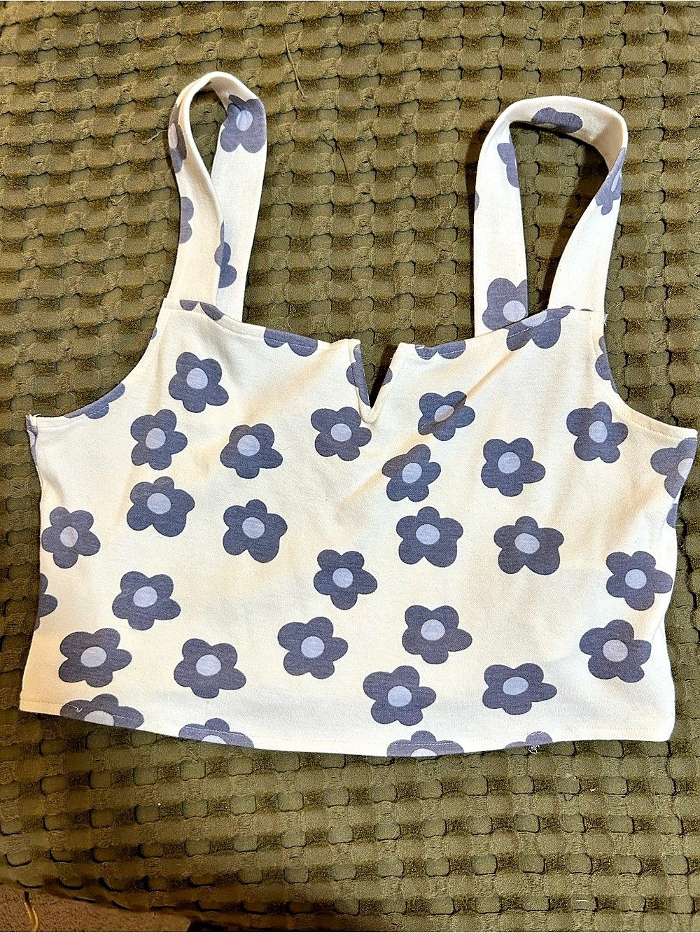 RVCA Floral Crop Tank in White & Blue